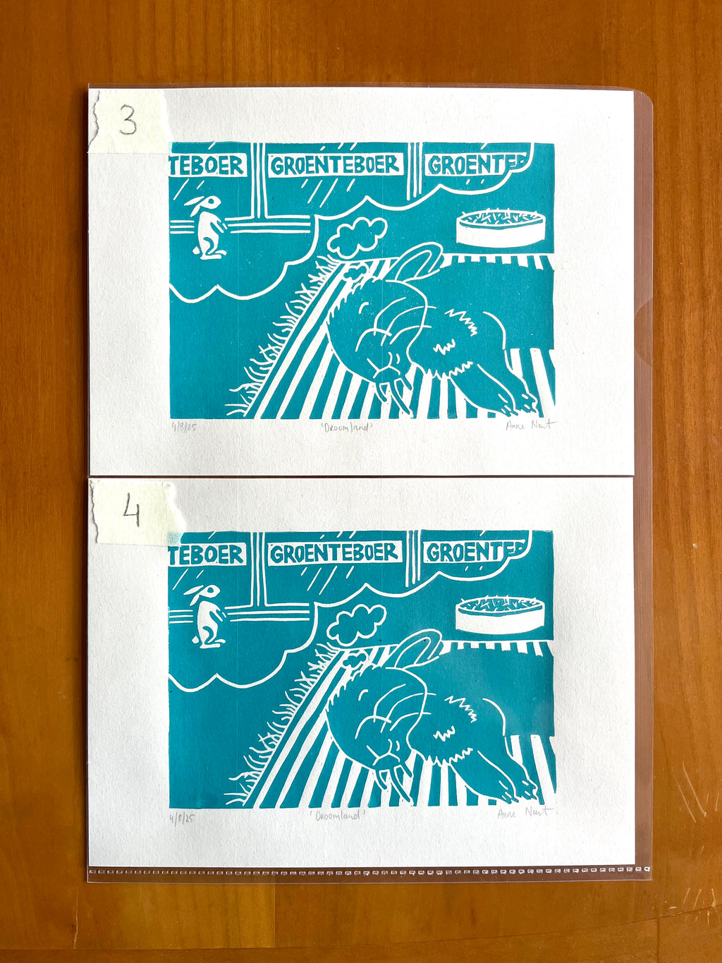 Lino print van tekening van dromend konijn door Anne Neuteboom cabaretier Anne Neut Boetiek