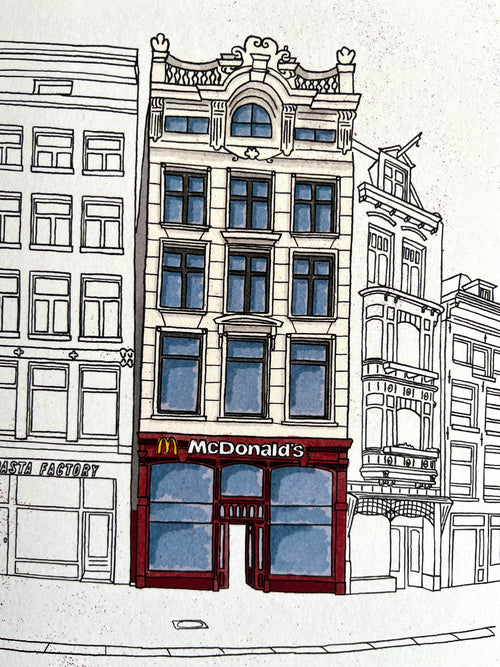 Tekening van de McDonalds op het Muntplein in Amsterdam door Anne Neuteboom cabaretier Anne Neut Boetiek