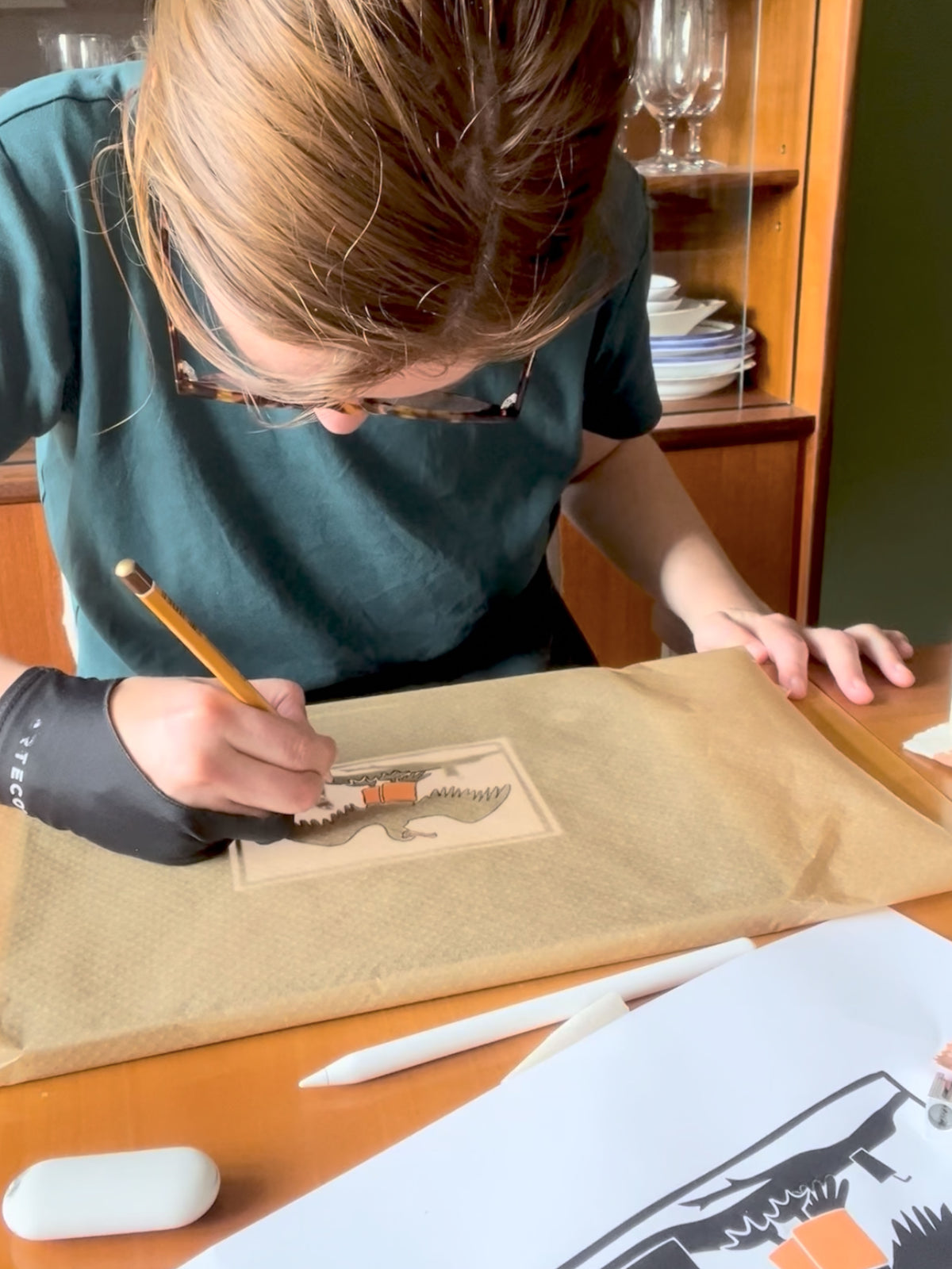 linoprint blokdrukprint van aalscholver door Anne Neuteboom cabaretier Anne Neut Boetiek