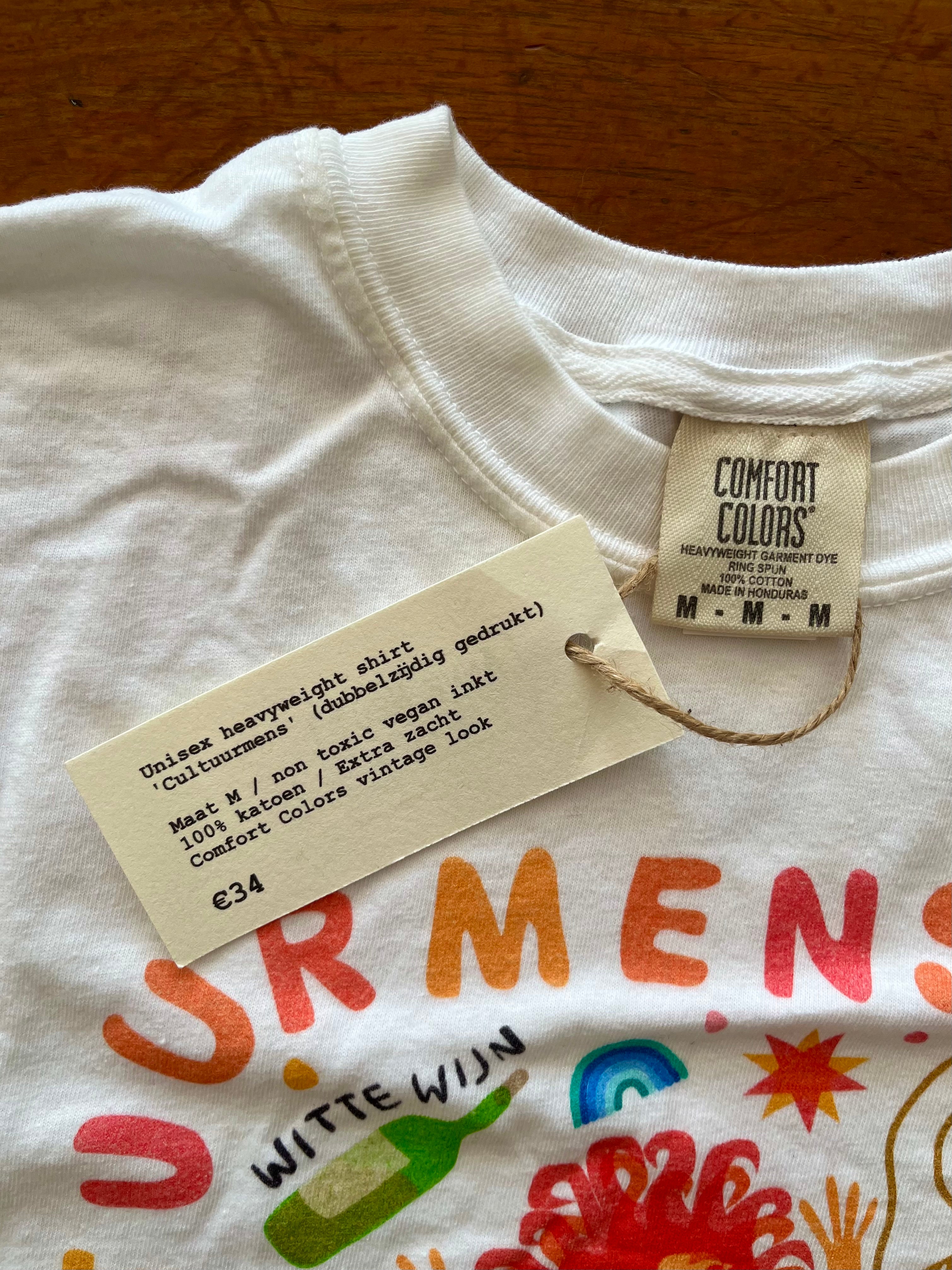 shirt met riso print van cultuurmens getekend door Anne Neuteboom in samenwerking met Klapstoelkabaret